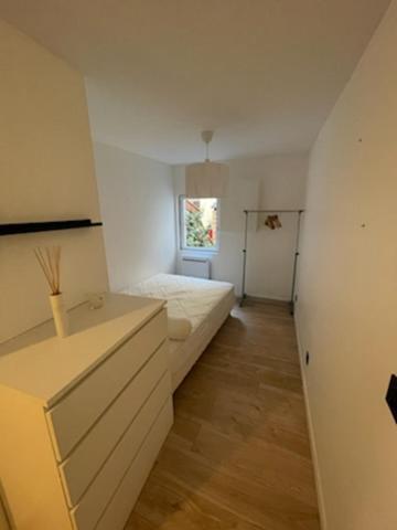 Saint-Germain-En-Laye: Grand Studio En Centre Ville A 2 Minutes Du Rer Eksteriør bilde